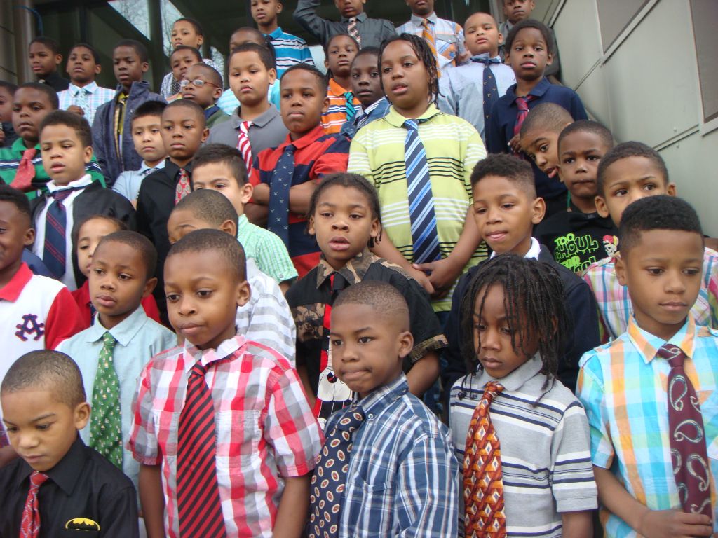 Bellmeade Tie Day